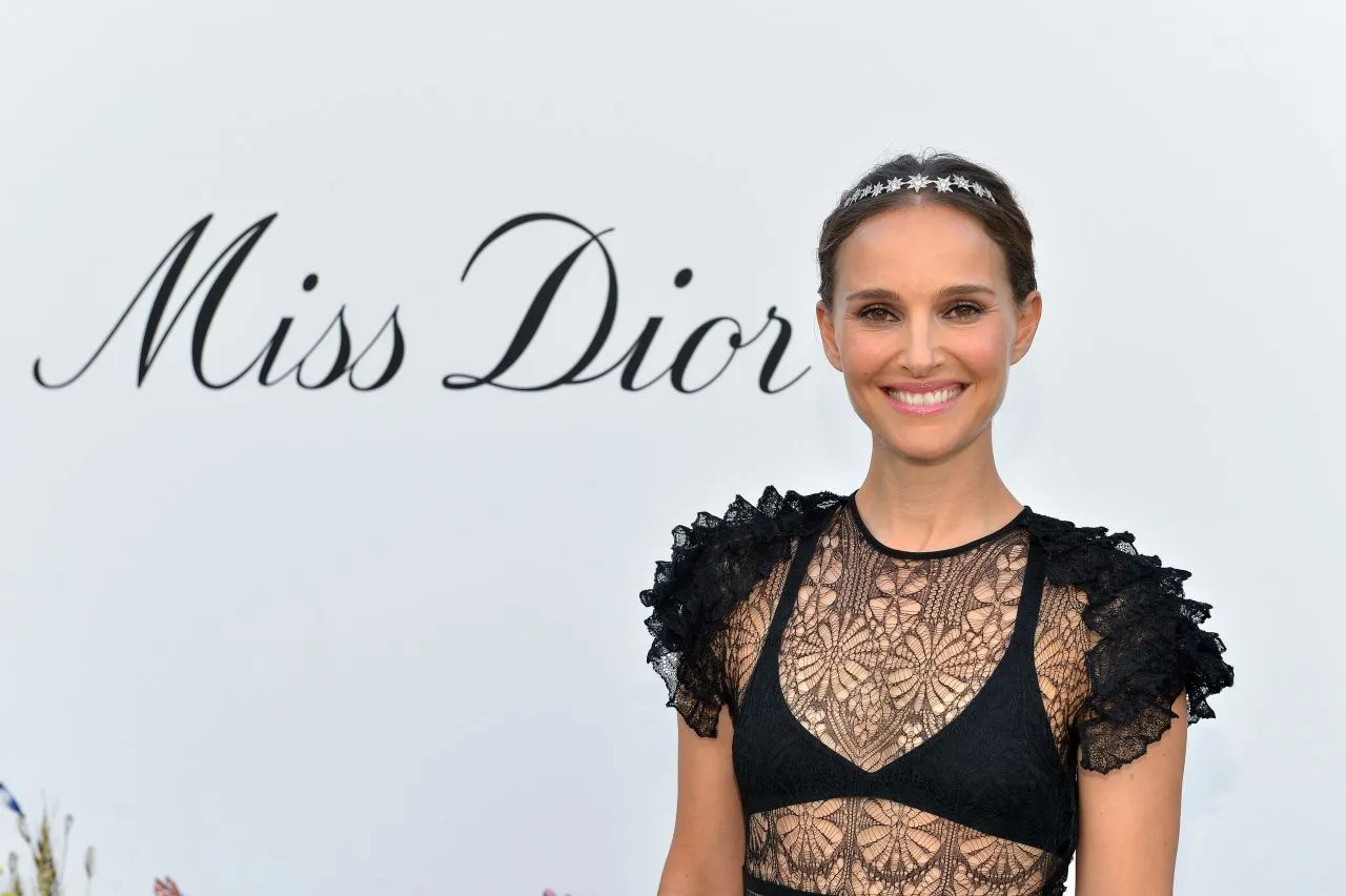 Natalie Portman Stills in Miss Dior Millefiori Garden Pop Up Opening in Los Angeles2